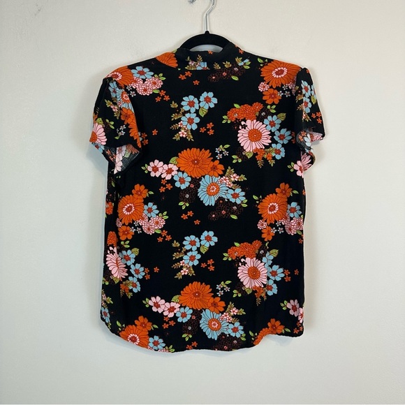 ModCloth | Black Colorful Floral Tie Neck Short Sleeved Blouse Size Medium - Picture 4 of 5